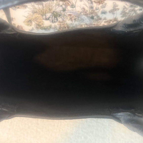 Christian Dior Large Leather embossed book tote NEW, Pristine condition - Picture 7 of 9